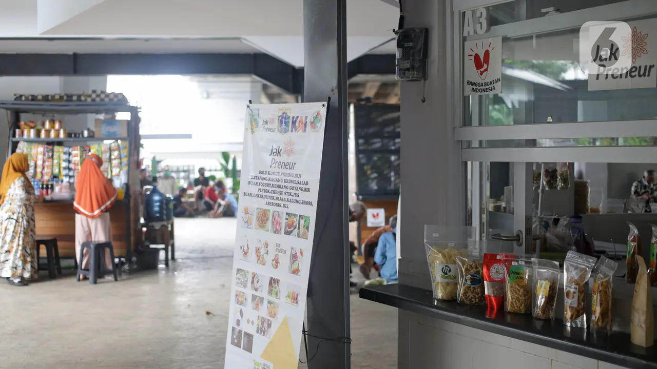 Kios Jakpreneur untuk UMKM di Stasiun Tebet