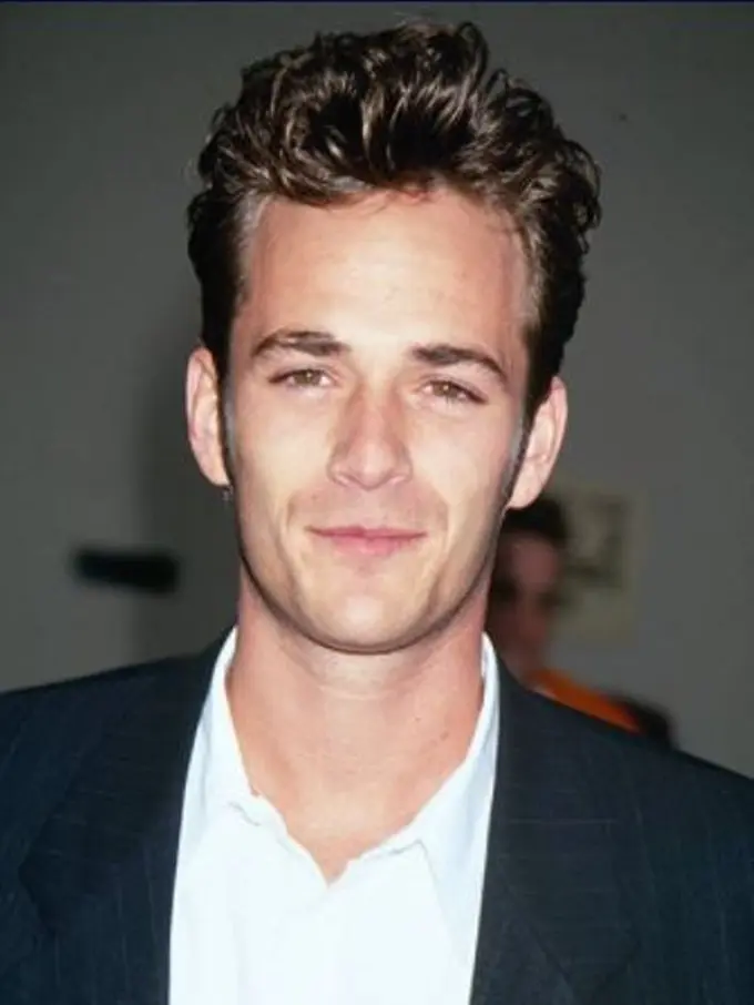 [Bintang] Luke Perry