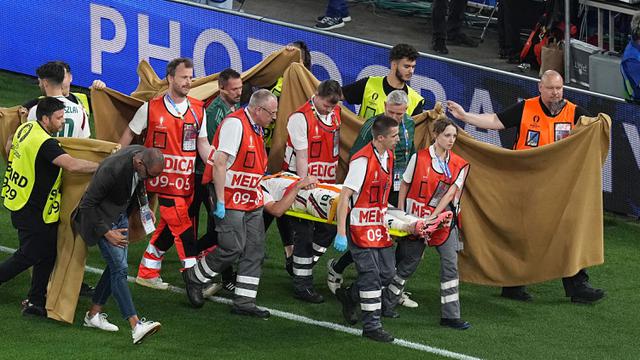 Striker Hungaria Barnabas Varga