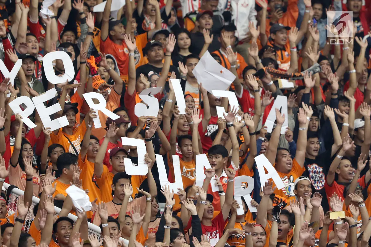 Dukung Persija Jakarta, Ribuan Suporter The Jakmania Padati Stadion GBK