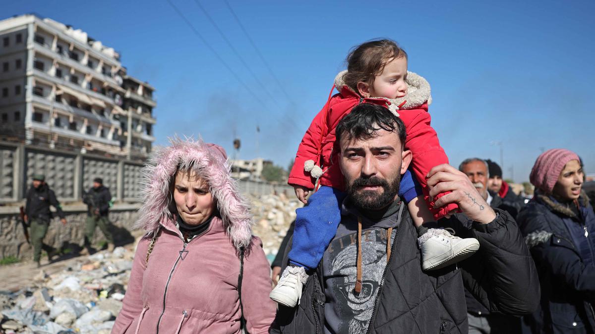 Suriah Memanas, Gelombang Evakuasi Warga dari Kota Aleppo Berlanjut