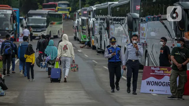 Peserta Mudik Gratis Kemenhub Penuhi Terminal Jatijajar Depok