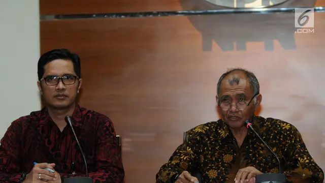 Barang Bukti Dugaan Korupsi Impor Bawang Putih