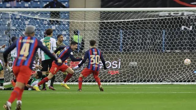 Foto: Barcelona Singkirkan Betis Lewat Adu Penalti, El Clasico Dipastikan Mentas di Final Piala Super Spanyol 2022 / 2023