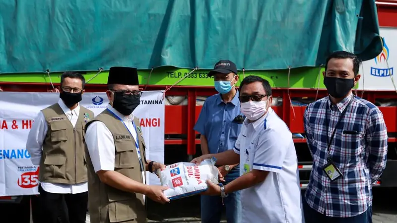 Pertamina dan Hiswana Migas Banyuwangi Donasikan 5 Ton Beras Bagi Warga Terdampak Covid-19