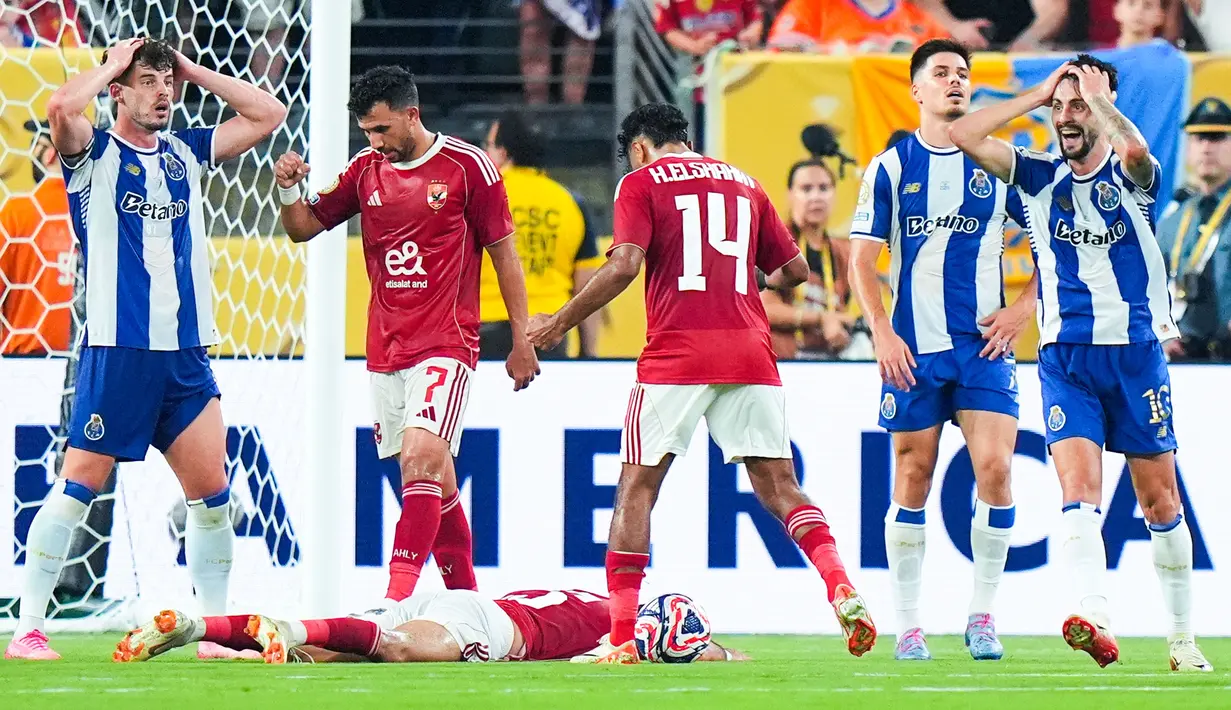 Hasil ini membuat kedua tim harus puas tersingkir dari turnamen. Porto dan Al Ahly sama-sama mengumpulkan dua poin dari tiga laga, namun kalah bersaing dari Palmeiras dan Inter Miami. (AP Photo/Frank Franklin II)