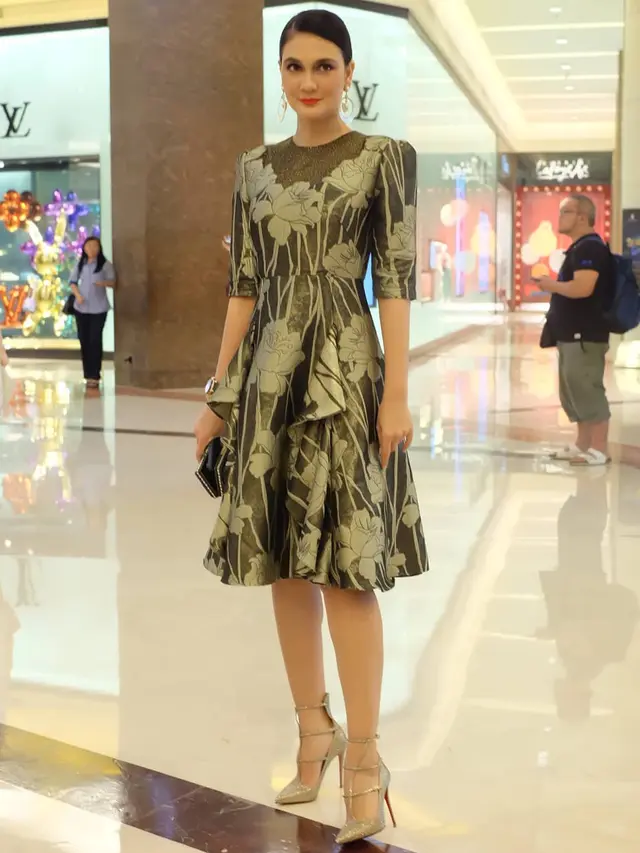 [Bintang] Luna Maya