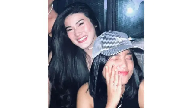 Potret Persahabatan Fuji dan Stevie Agnecya