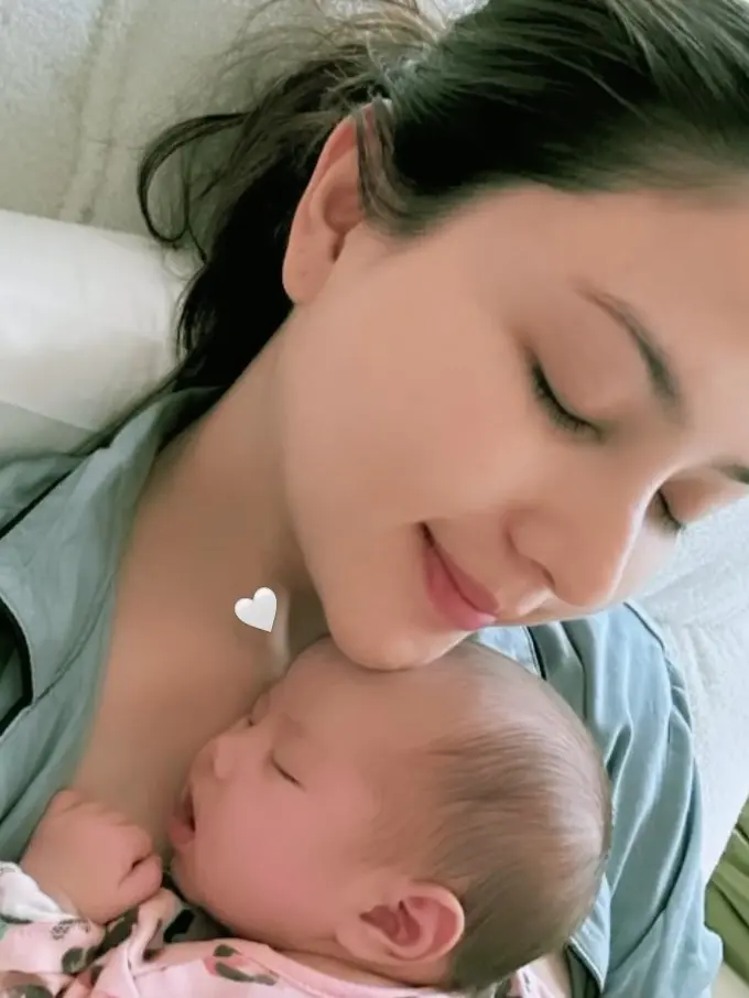 Jessica Mila bersama buah hati (Instagram/jscmila)