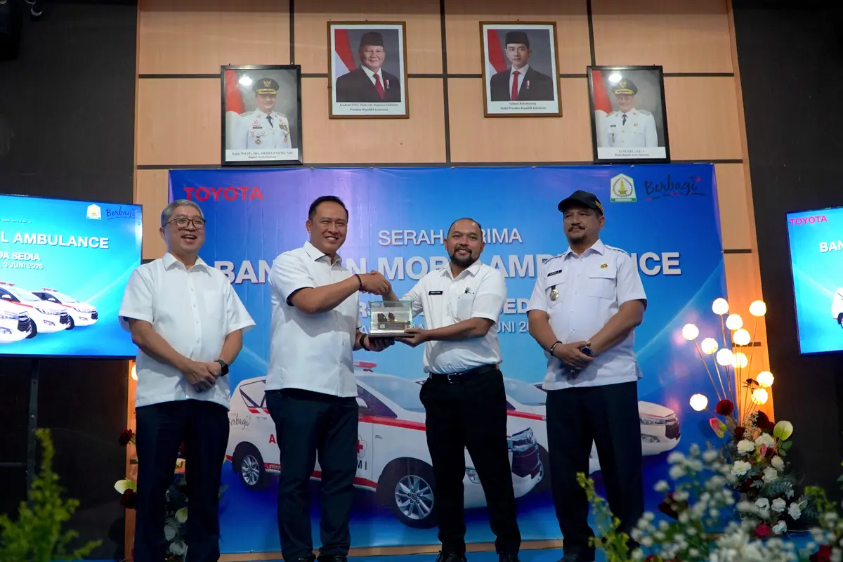 Toyota Serahkan 3 Kijang Innova Ambulans ke RSUD Aceh Tamiang (ist)