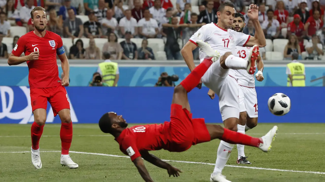 FOTO: Harry Kane Tampil Gemilang, Inggris Bungkam Tunisia