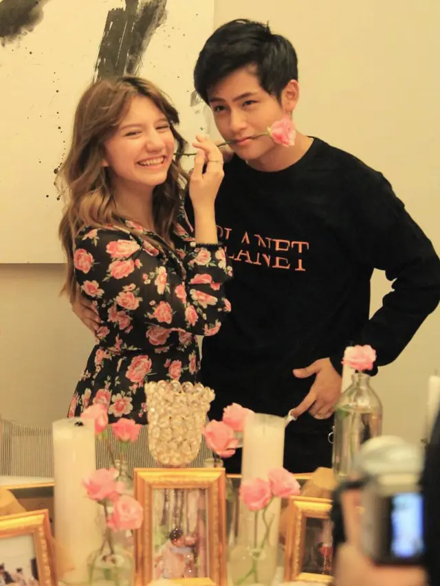 [Bintang] Cassandra Lee Ulang Tahun