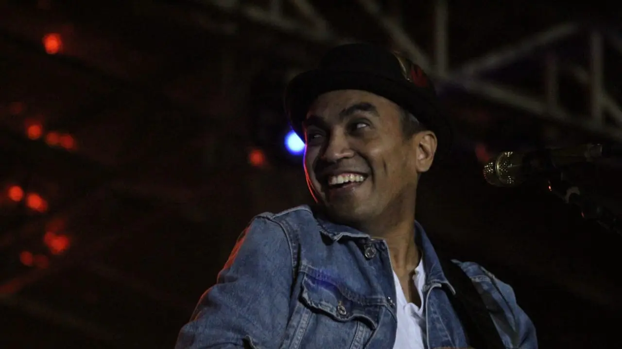 Glenn Fredly.
