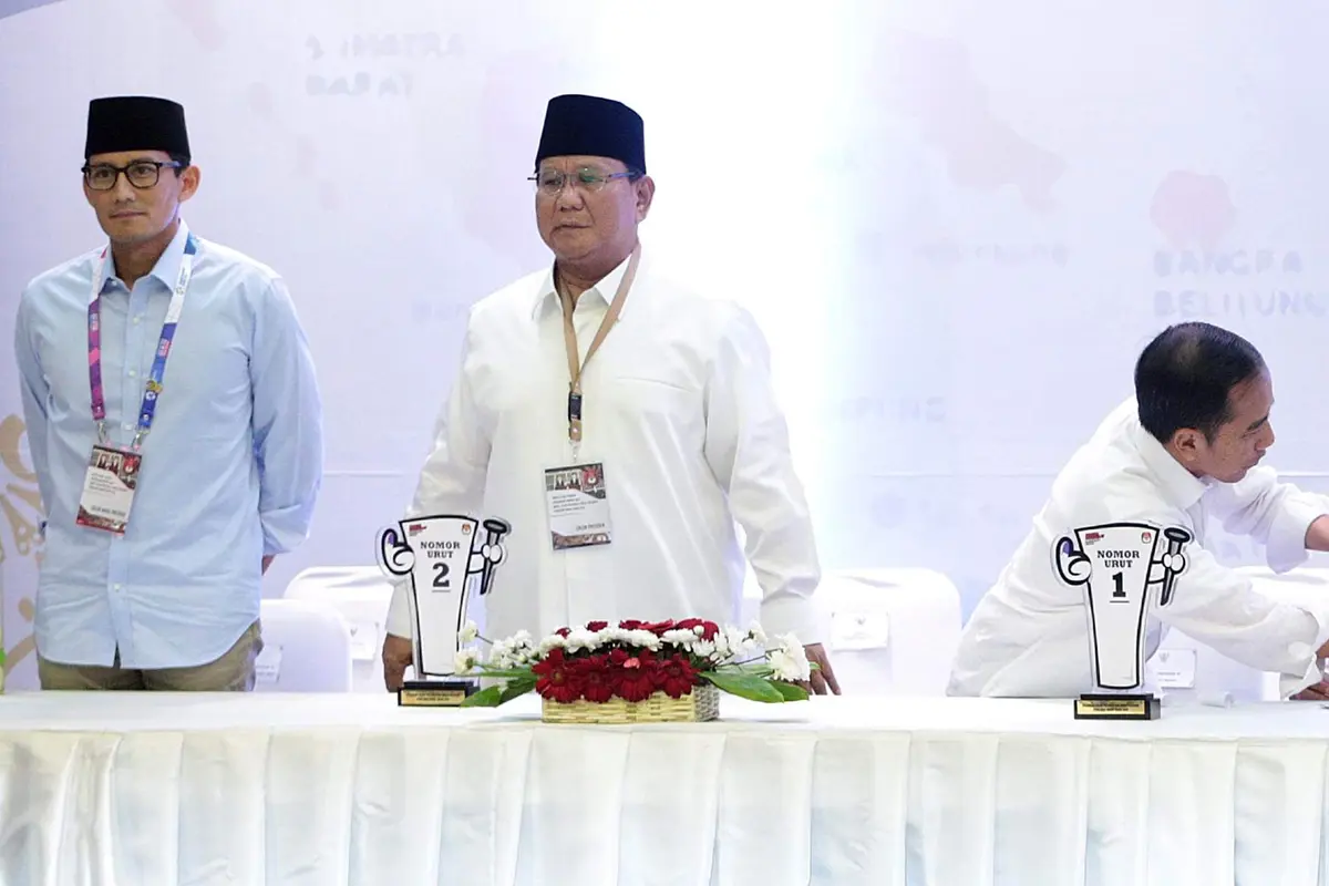 Momen Akrab Jokowi-Ma'ruf dan Prabowo-Sandi di KPU