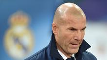 Pelatih Real Madrid, Zinedine Zidane, pada sesi konferensi pers, beberapa waktu lalu. Zidane mengaku tak ingin bersua Leicester City pada perempatfinal Liga Champions musim ini.  (UEFA.com)