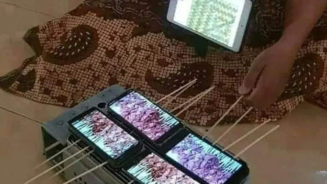 10 Potret Nyeleneh Orang Lagi Gabut Ini Tingkahnya Bikin Heran