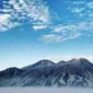 Gunung Arjuno (Sumber: Pinterest/widya)