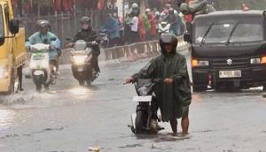 Banjir yang menerjang kawasan Mangga Dua Raya, Jakarta Pusat, Senin (12/7/2026). (Foto: Istimewa).