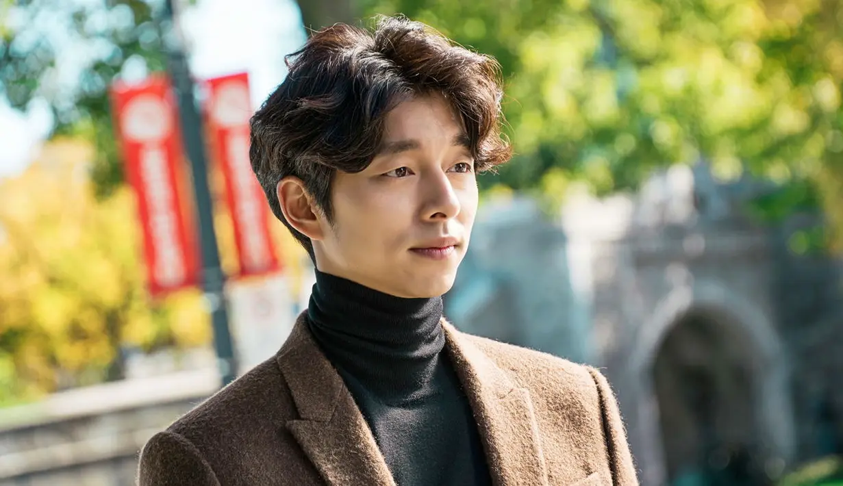 Saat ini Gong Yoo berumur 38 tahun. Akan tetapi ia tampaknya tidak terburu-buru untuk mencari calon istri. Bahkan ia mengaku takut dengan pernikahan. (Foto: koreaboo.com)