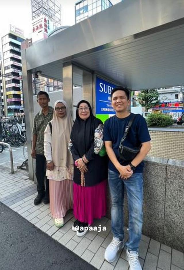 Potret kenangan mendiang ayah Pratama Arhan, penuh kesederhanaan