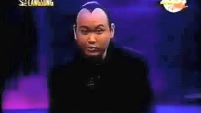 6 Potret Deddy Corbuzier di Awal Karier, Gaya Penampilan Lawasnya Ikonik