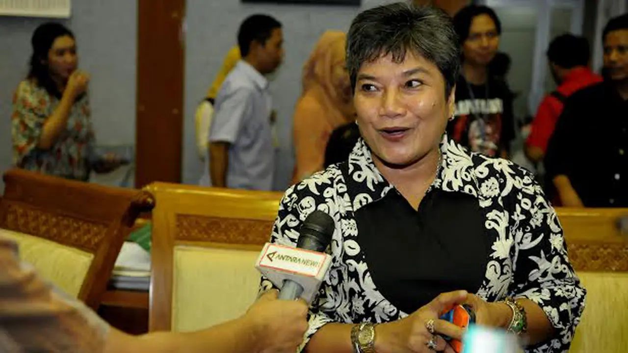 Ribka Tjiptaning_20140304