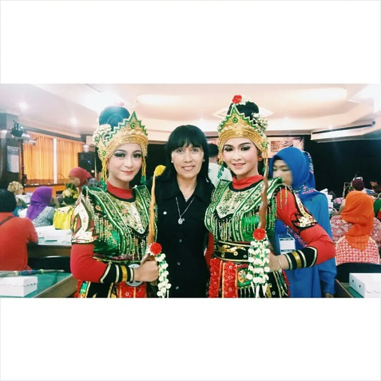 6 Potret Lawas Masa SMA Bella Bonita, Terpaut Usia 4 Tahun dengan Denny