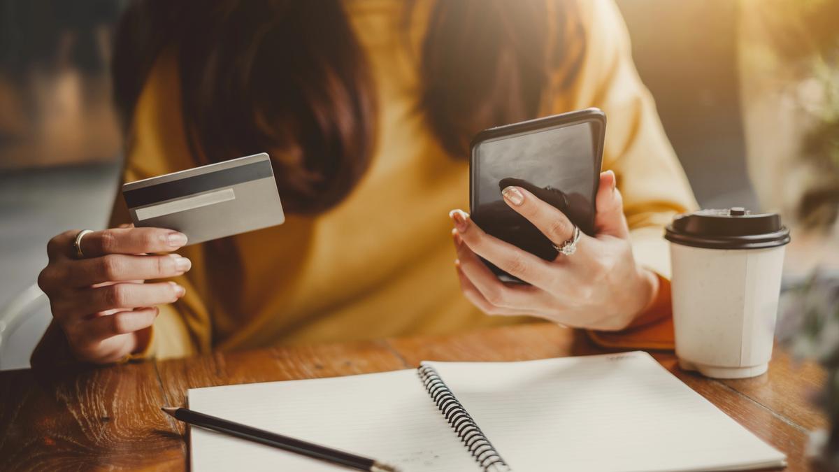 7 Tips &amp; Trik Manfaatkan ShopeeVIP agar Belanja Online Makin Untung