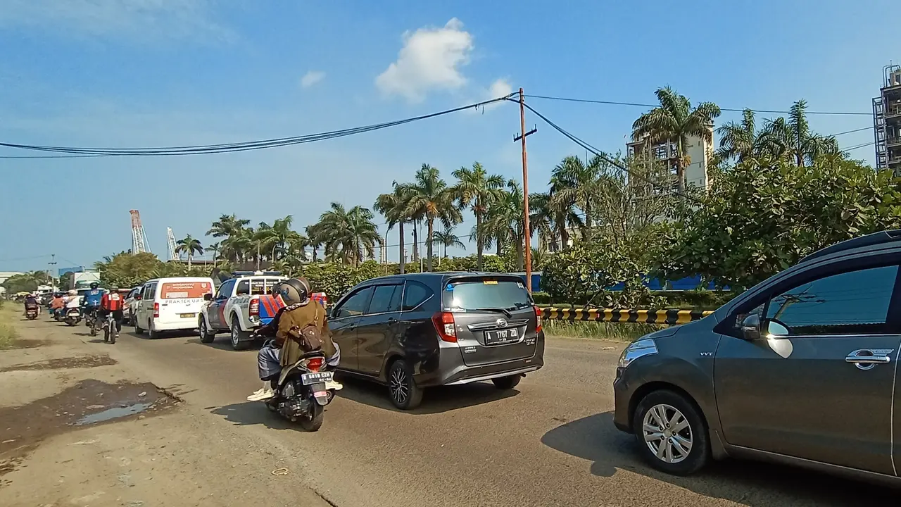 Kemacetan panjang menuju Anyer-Carita