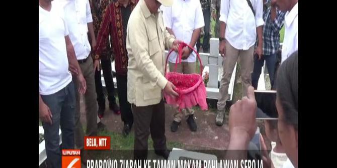 Kunjung NTT, Prabowo Sapa Warga dan Ziarah Makam Pahlawan