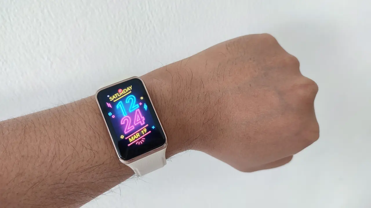 Oppo Watch Free (Liputan6.com/Giovani Dio Prasasti)