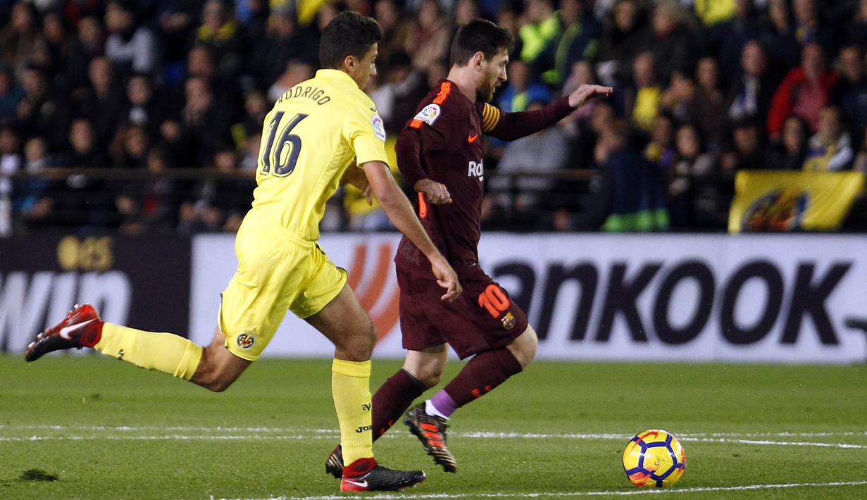 Foto Kartu Merah Warnai Kemenangan Barcelona Atas Villarreal Spanyol Bola Com