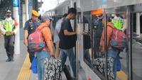 PT KAI: Kereta Api Keberangkatan Stasiun Gambir Berhenti di Jatinegara Sabtu 28 Maret 2026