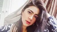 6 Gaya Felicya Angelista Jalani Pemotretan Virtual, Curi Perhatian