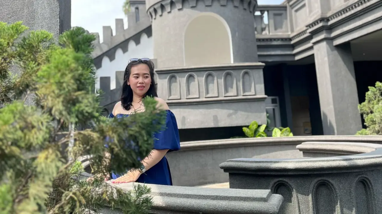 Influencer Ayu Amalia Wijaya