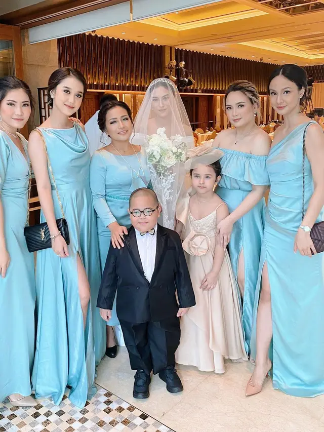 Jadi Bridesmaid Sahabat, Ini 6 Potret Kompak Marcella Daryanani dan Nasya Marcella