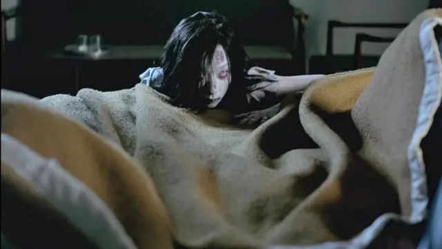 Adegan Shutter, film horor Thailand tayang di Sinema Horor Asia malam ini (Foto: GMM via imdb.com)