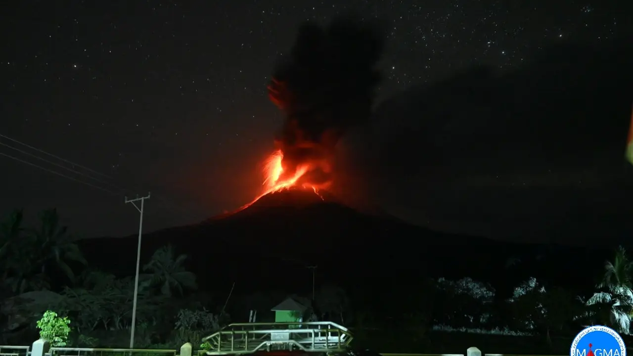 Gunung Lewotobi Laki-laki