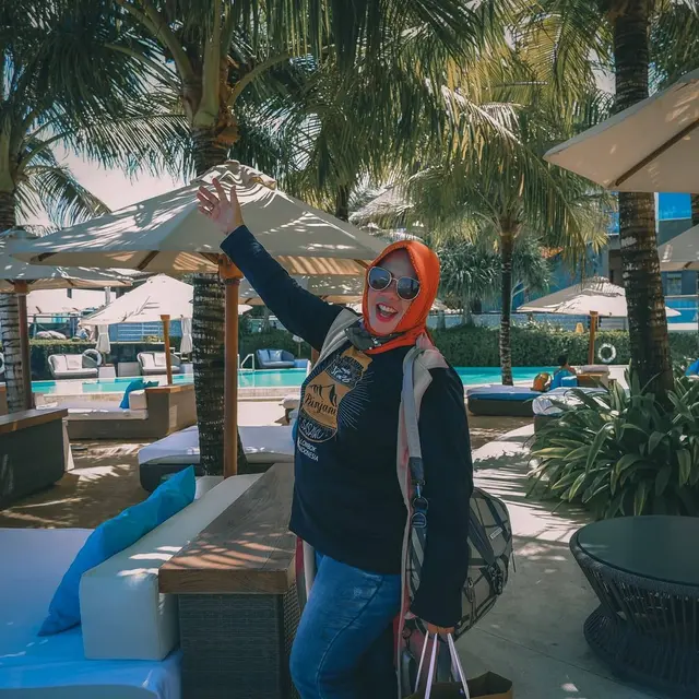 6 Gaya Glamor Rohimah Alli Usai Cerai dari Kiwil, Curi Perhatian
