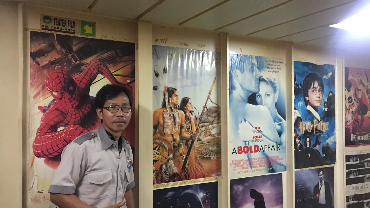 Bioskop kapal