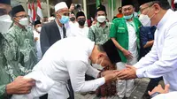 Eri Cahyadi di acara napak tilas Hoofdbestuur Nahdlatoel Oelama (HBNO), gedung yang punya makna sejarah penting bagi NU, Kamis (17/2/2022). (surabaya.go.id)