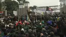 Wakil Ketua DPR Sufmi Dasco Ahmad bersama Wakil Ketua DPR Rahmad, Wakil Ketua DPR Lodewijk F Paulus dan Kapolri Jenderal Listyo Sigit Prabowo menemui mahasiswa yang berdemonstrasi di Gedung Parlemen, Senin (11/4/2022). Diketahui, BEM SI mengadakan unjuk rasa 11 April. (Liputan6.com/Angga Yuniar)