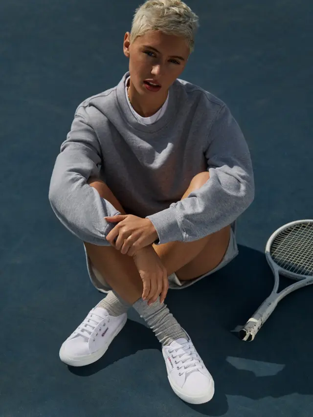 SUPERGA®  Perkenalkan Iris Law sebagai Fall/Winter 2022 Campaign ambassador, credit: SUPERGA®