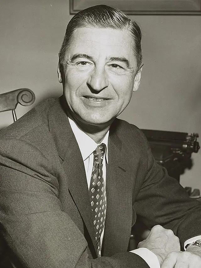 Theodor Seuss Geisel atau Dr. Seuss (Wikimedia Commons)
