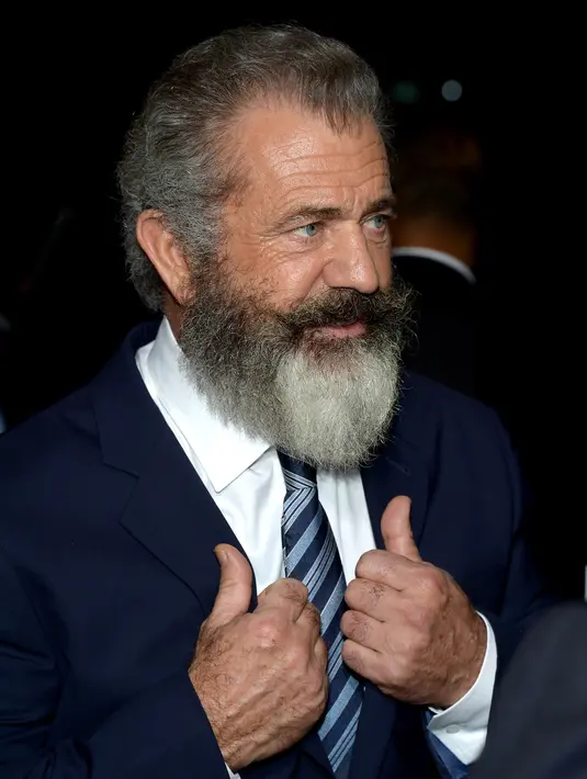 Penantian utama Mel Gibson soal anak ke-9 nya memang mengundang berbagai komentar dari netizen. Mengingat usia Mel yang saat ini sudah menginjak usia 60 tahun, sedangkan Rosalind Ross yang masih berusia 26 tahun. (AFP/Bintang.com)