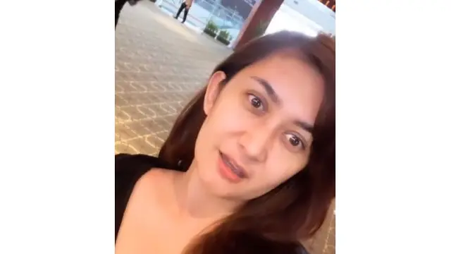 Biasa Makeup Tebal, Ini 6 Potret Nafa Urbach Tampil Natural