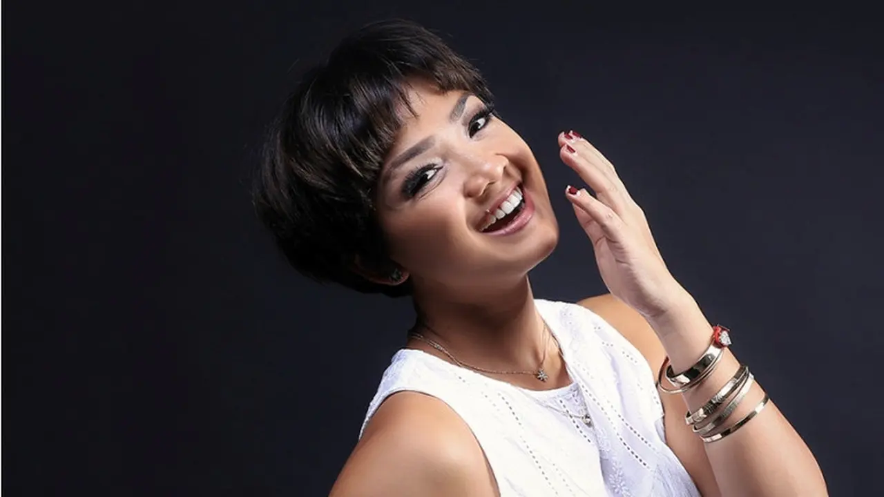[Bintang] Ulang Tahun Hari Ini: Nirina Zubir dan 2 Artis Lainnya