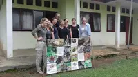 8 turis asal Inggris menjelalajah Taman Nasional Kerinci Sebelat Provinsi Bengkulu, dalam rangka pengumpulan dana bagi penyelamatan kawasan dan habitat Harimau Sumatera. 