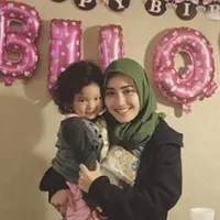 Sebagai seorang ibu, Ayu Ting Ting pun memanjatkan doa untuk Bilqis yang merayakan ulang tahun ke-3. (via instagram.com/ayutingting92)