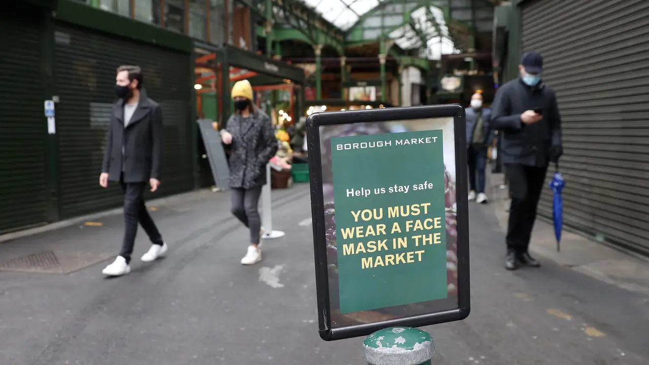 Wajib Masker di Borough market